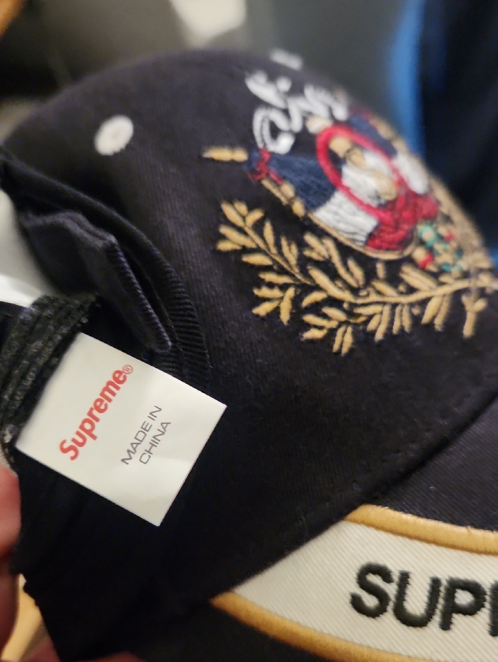 Supreme - SS22 Sailor Crest 6 panel Hat - Picture 6 of 7
